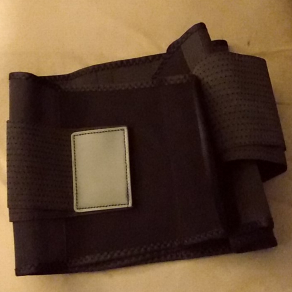 Backbrace - Picture 2 of 3